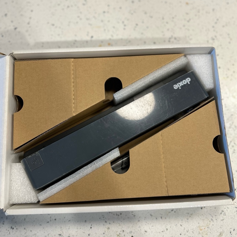 Doxie One Portable Document Scanner - Picture 3 of 10
